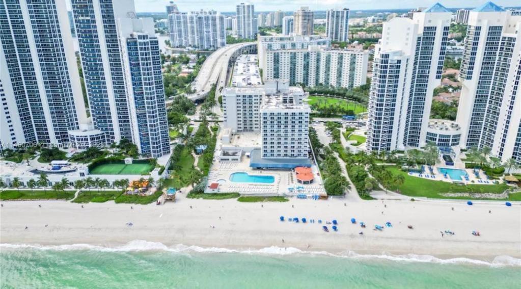 Oceanfront With Balcony Sunny Isles - Spectacular! Apartment Miami Beach Exterior photo