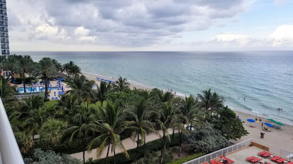 Oceanfront With Balcony Sunny Isles - Spectacular! Apartment Miami Beach Room photo